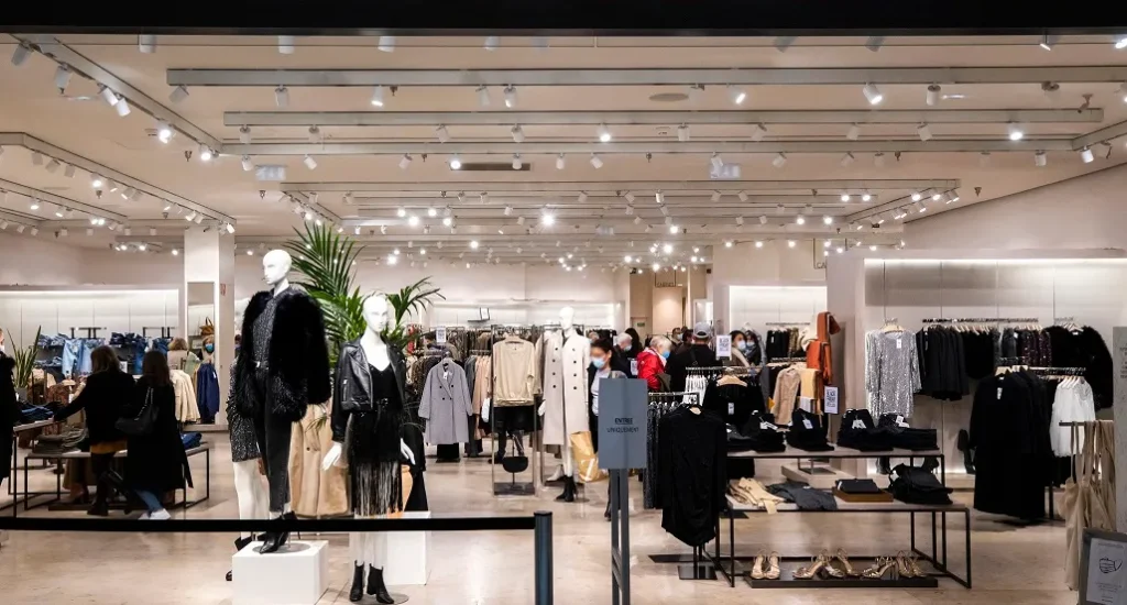 Mango fashion franchise