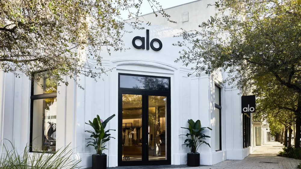 Alo Yoga Expands in Europe: Paris Flagship to Open on the Champs-Élysées in 2026